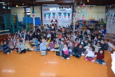 PÈRE NOËL DANS LES ÉCOLES ET CENTRES DE LOISIRS